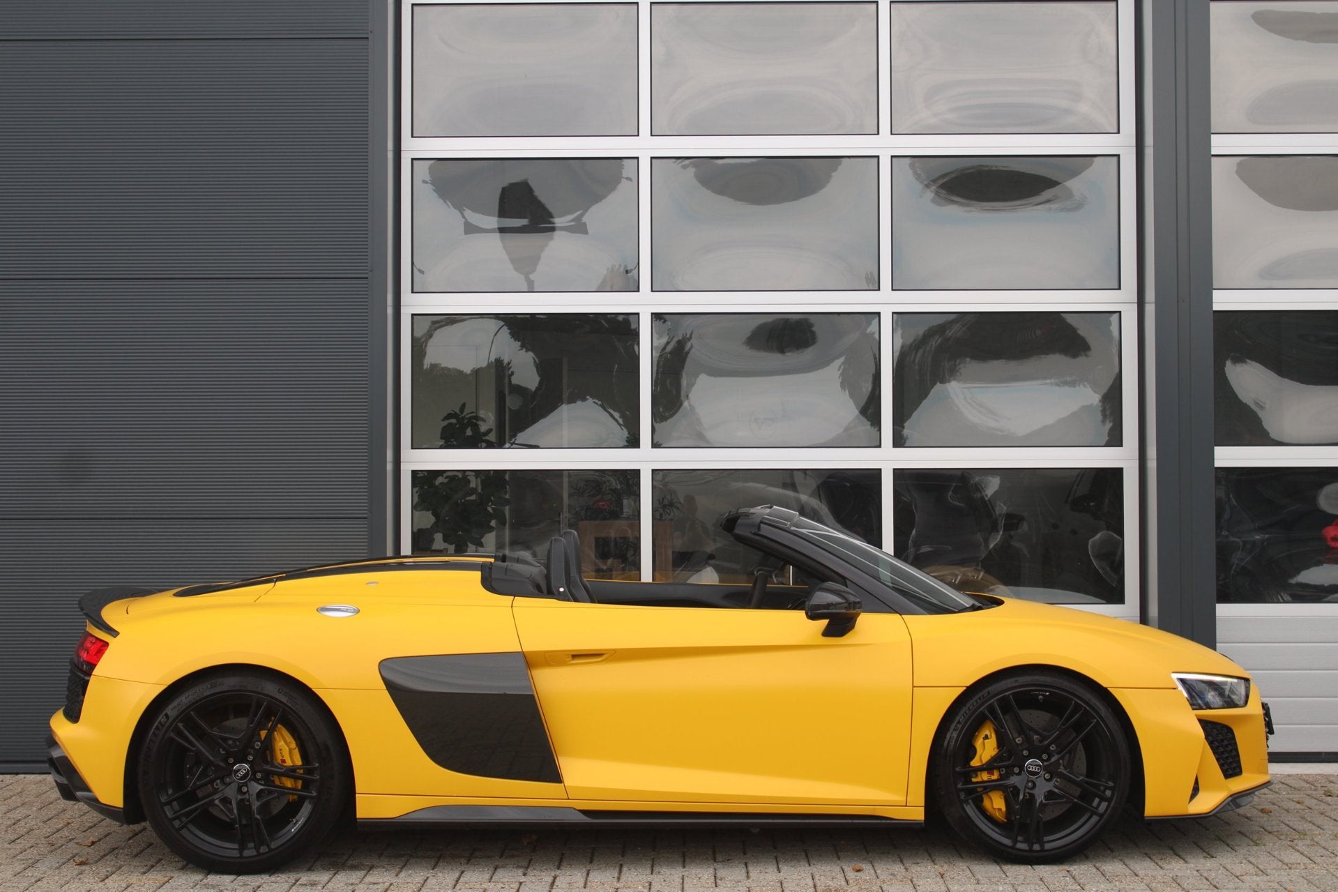 Audi R8 Spyder 5.2 Performance Quattro 620pk | Capristo | Bu, Auto's, Audi, Automaat, Dealer onderhouden, Gebruikt, 5204 cc