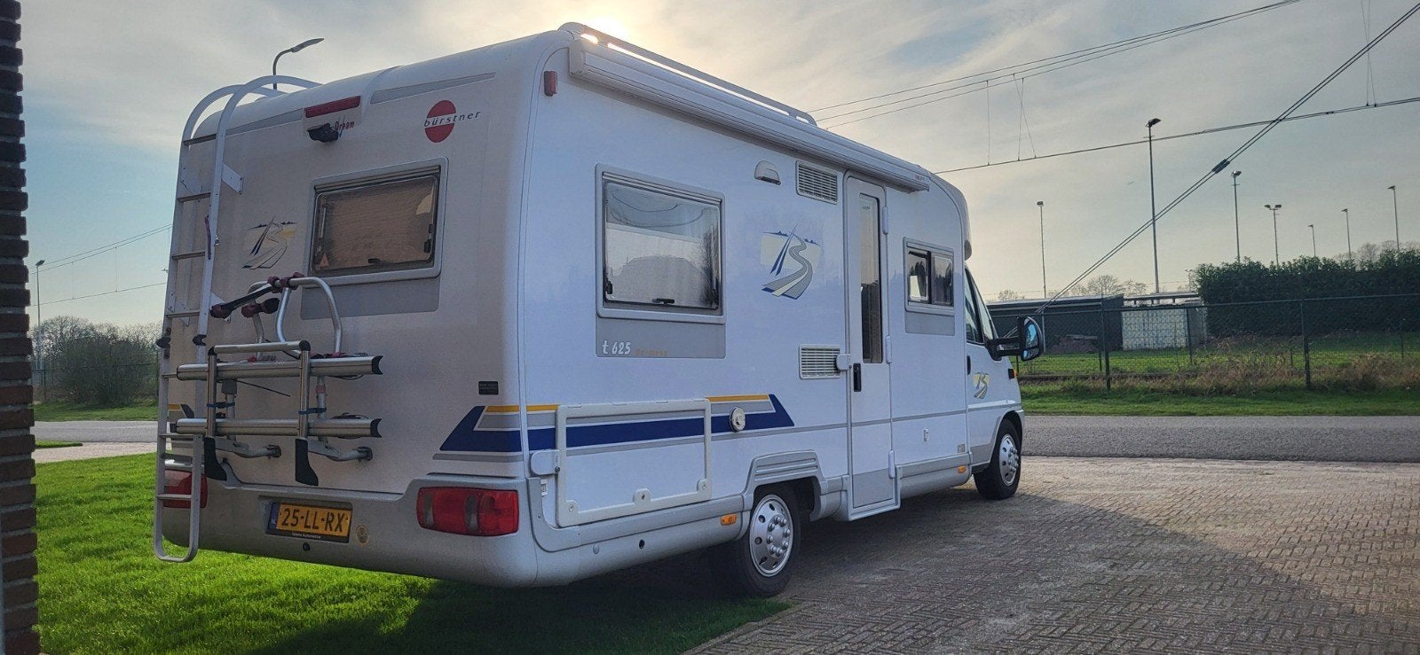 Caravans And Camping Burstner