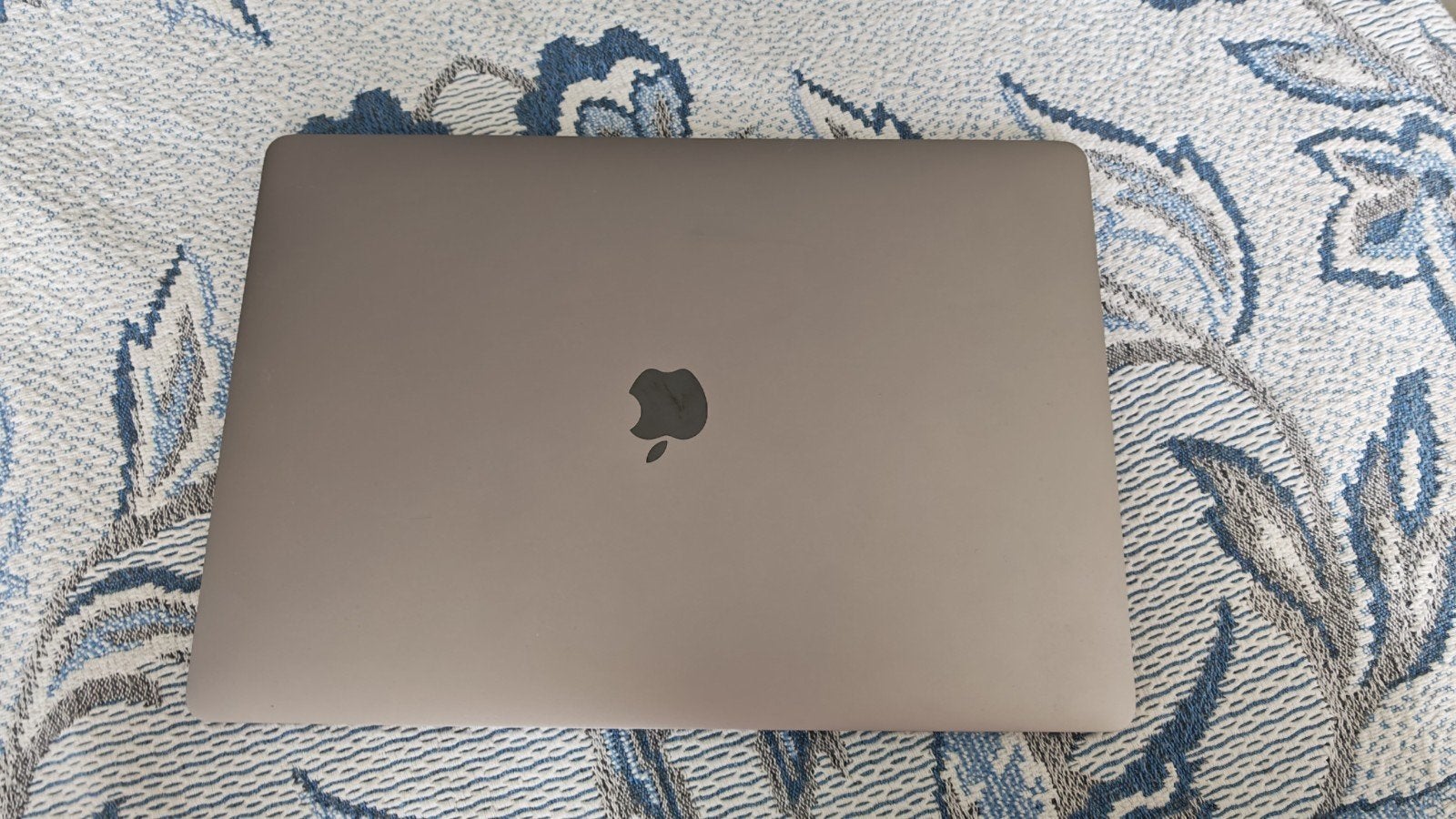 MacBook pro A1990, Computers en Software, Apple Macbooks, MacBook Pro, 512 GB, Ophalen of Verzenden, Niet werkend
