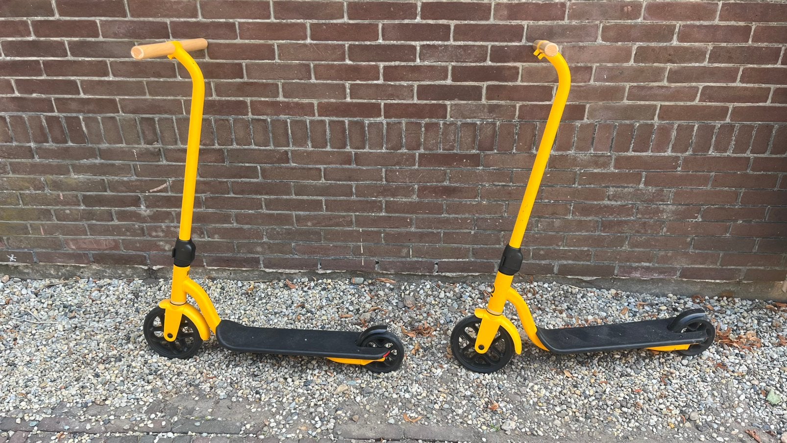 2x OXELO Step R100 – geel – Decathlon, Fietsen en Brommers, Ophalen, Zo goed als nieuw, Gewone step