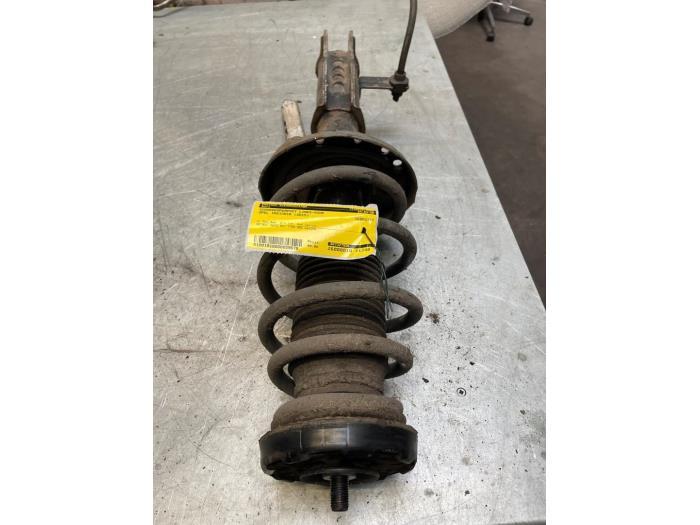 Schokdemperpoot links-voor van een Opel Insignia, Gebruikt, -, -, Opel