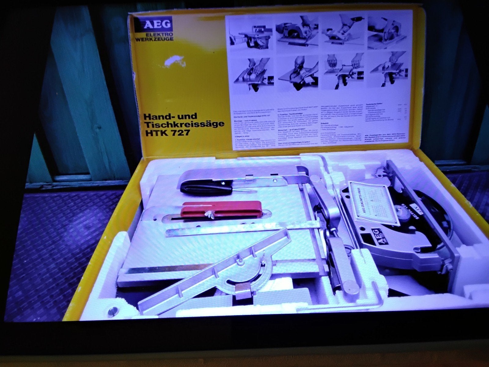 AEG HTK 727 Hand- en Tafelcirkelzaag - Nieuw in doos, Doe-het-zelf en Verbouw, Gereedschap | Zaagmachines, Ophalen, AEG, Cirkelzaag
