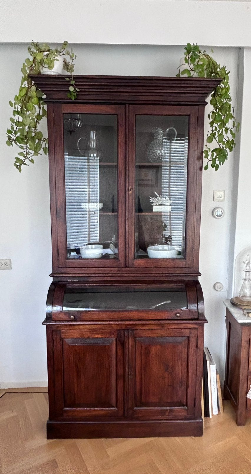 Vintage vitrinekast - Donkerbruin teak hout, Ophalen