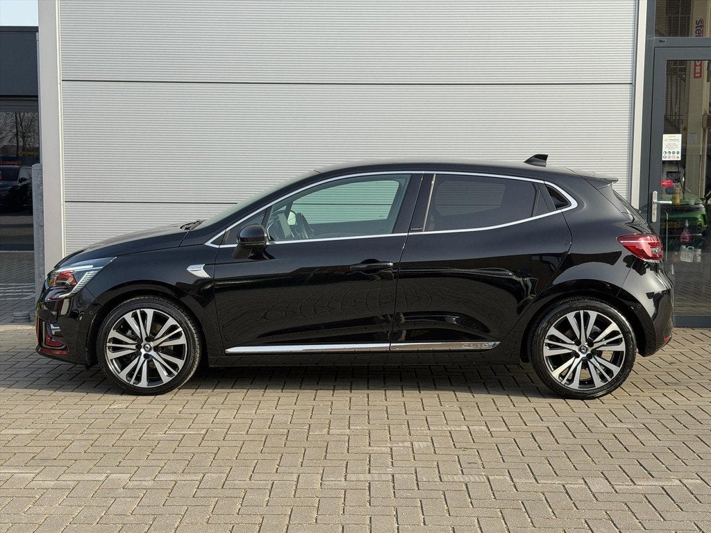 Renault Clio 1.6 E-Tech Hybrid 140pk Initiale Automaat | Cli, Gebruikt, Euro 6, 4 cilinders, Zwart