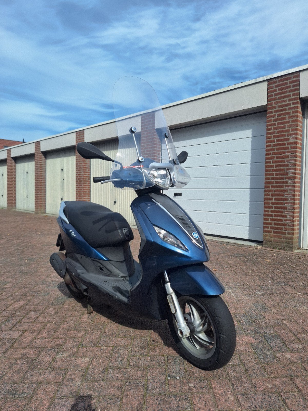 Piaggio Fly 4T - Blauw kenteken met schade, Ophalen, Piaggio, Gebruikt, Benzine