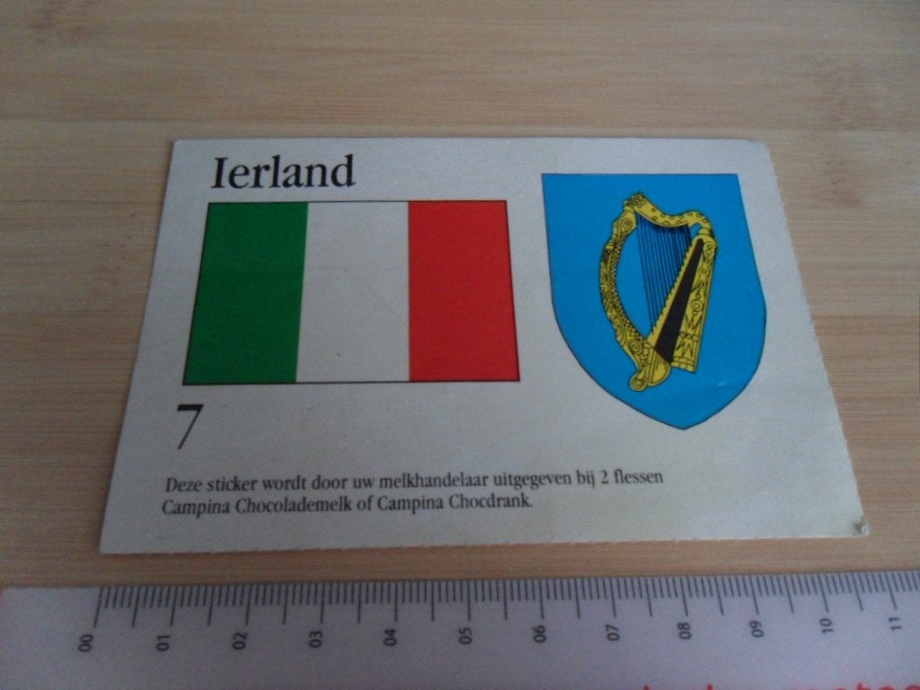 sticker zuivel campina vlag wapen ierland, Ophalen, Zo goed als nieuw