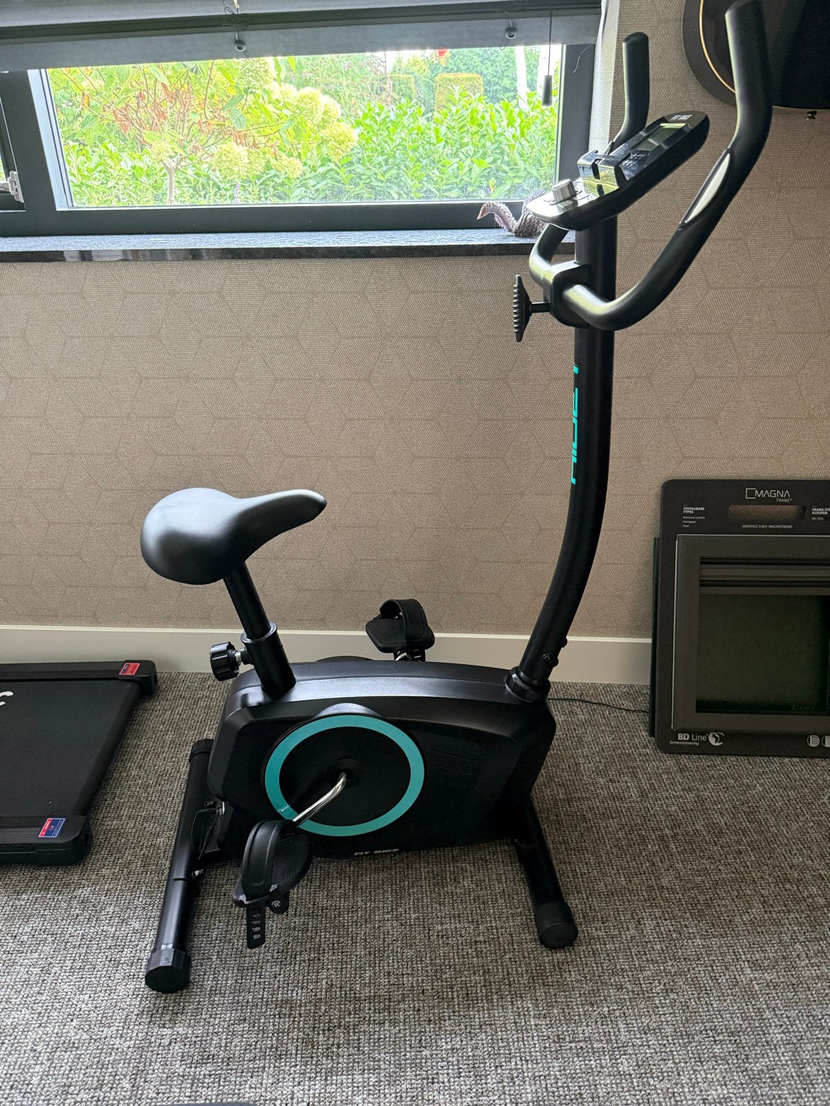 Fit Bike Hometrainer Ride 1 met Focus Fitness mat, Ophalen, Gebruikt, Metaal, Benen