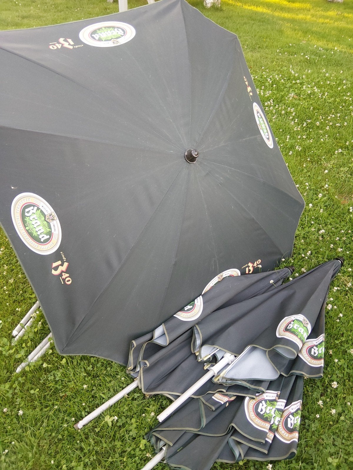 Brand bier parasols, Ophalen, Zo goed als nieuw, Overige typen, Brand