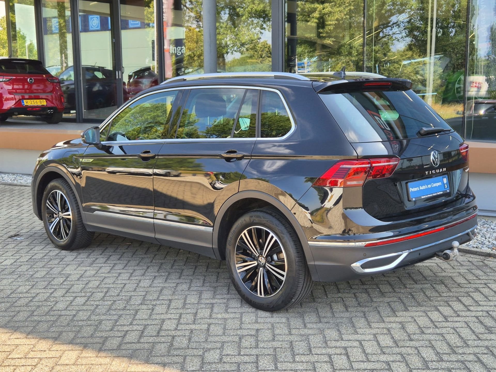 Volkswagen TIGUAN 1.4 electric/TSI eHybrid Elegance, 1716 kg, Euro 6, 4 cilinders, Zwart