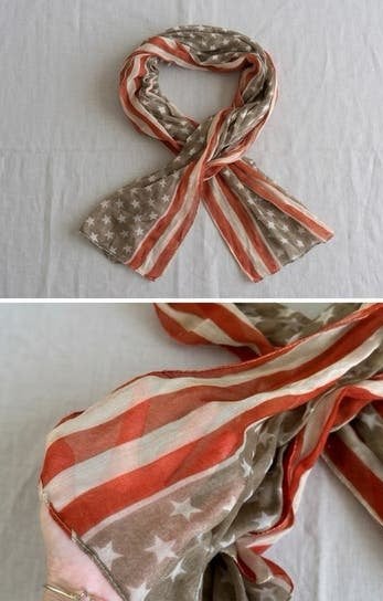 Lichte sjaal met een vintage print van de Amerikaanse vlag, Kleding | Dames, Ophalen of Verzenden, Zo goed als nieuw