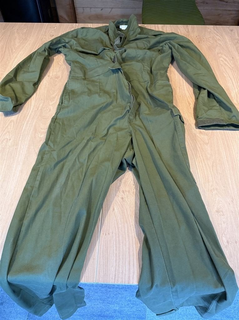 Originele Britse legeroverschotten overalls ingenieur 190/10, Verzenden, Landmacht, Engeland, Embleem of Badge