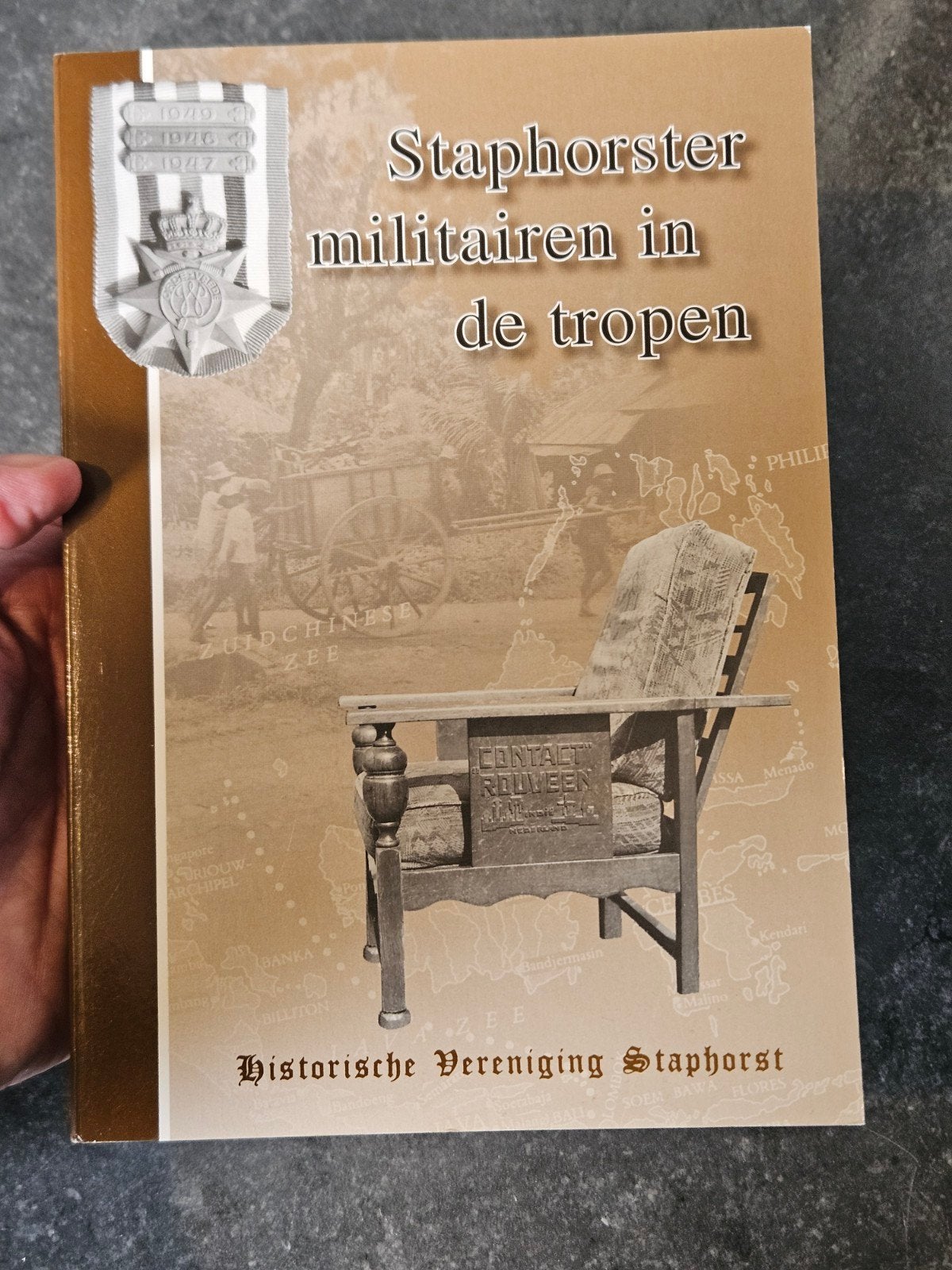 Staphorster militairen in de tropen Staphorst Indonesië, Ophalen of Verzenden, Tweede Wereldoorlog, Zo goed als nieuw