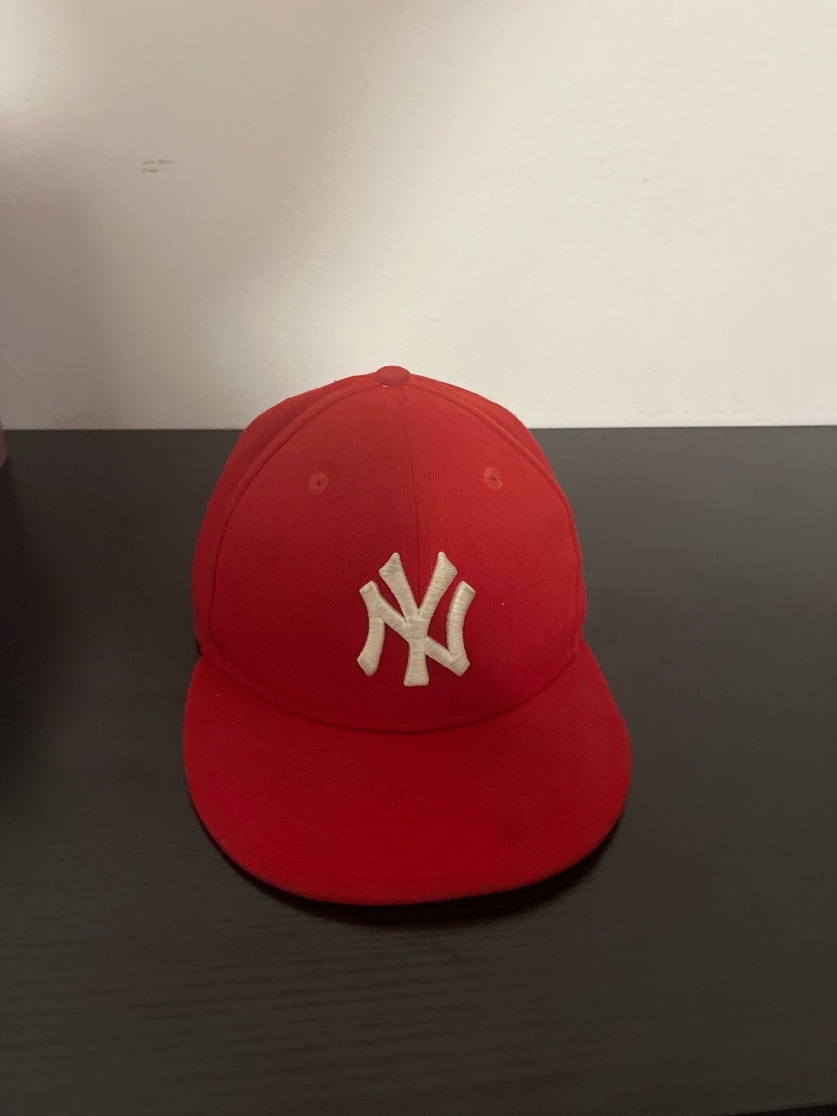 Rode New York Yankees Pet Maat 7-1/4, Ophalen of Verzenden, Gedragen, Pet