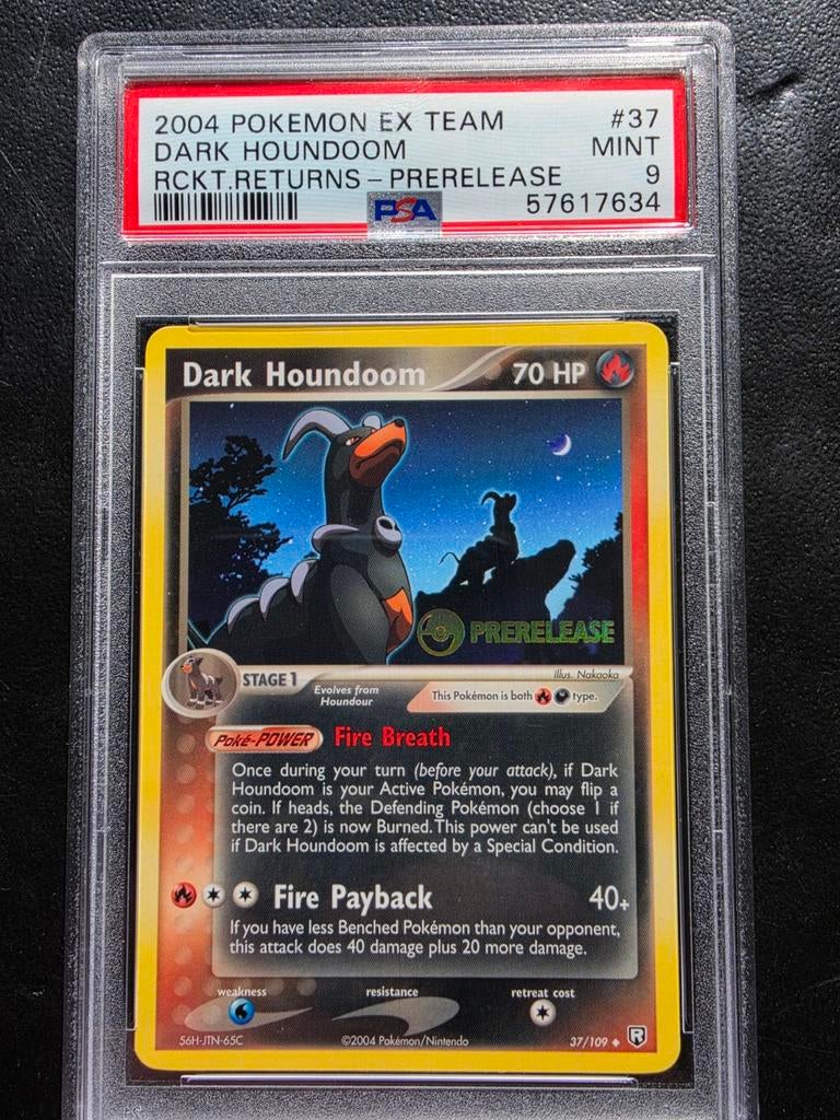 Dark houndoom prerelease psa 9 ex team rocket returns, Ophalen of Verzenden, Zo goed als nieuw