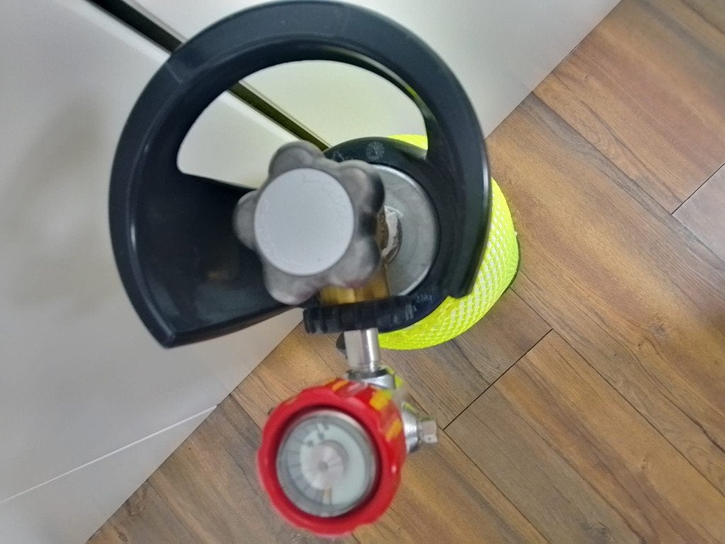 duikfles 300 bar te koop, Ophalen, Zo goed als nieuw, Duikfles