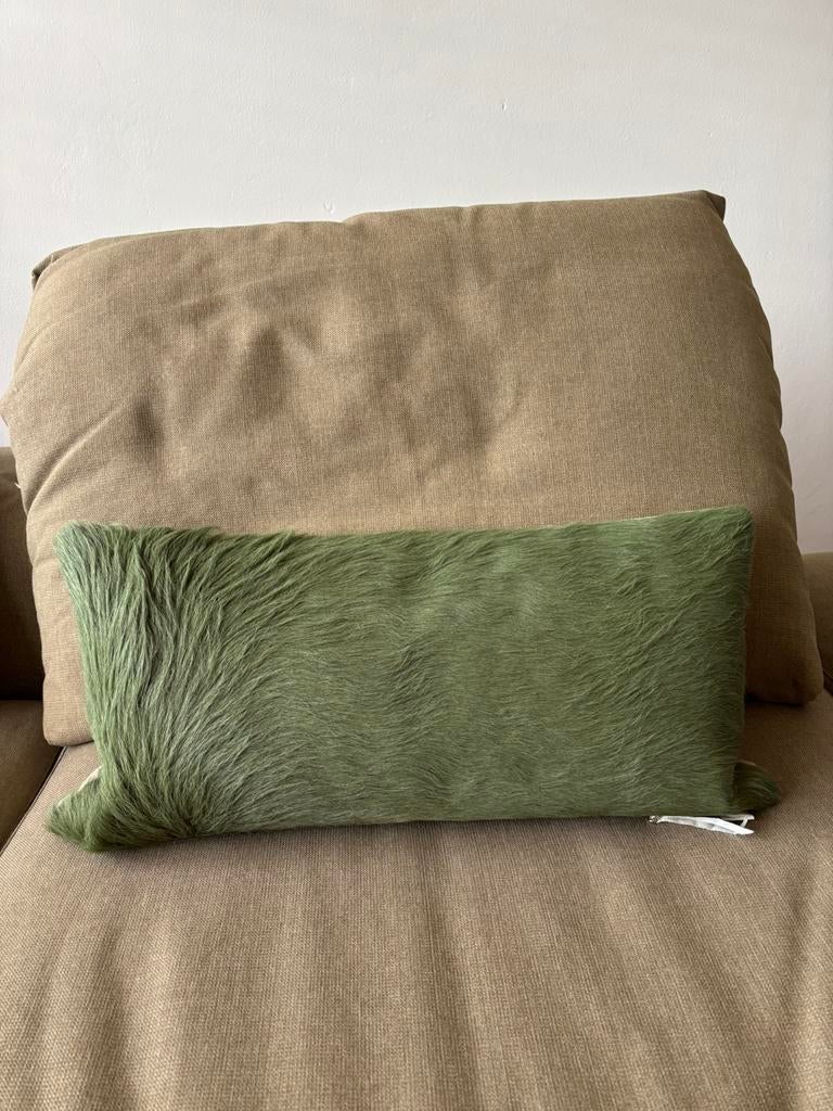 Mrs Me design sierkussen groen / beige / glans, Huis en Inrichting, Woonaccessoires | Kussens, Ophalen of Verzenden, Zo goed als nieuw