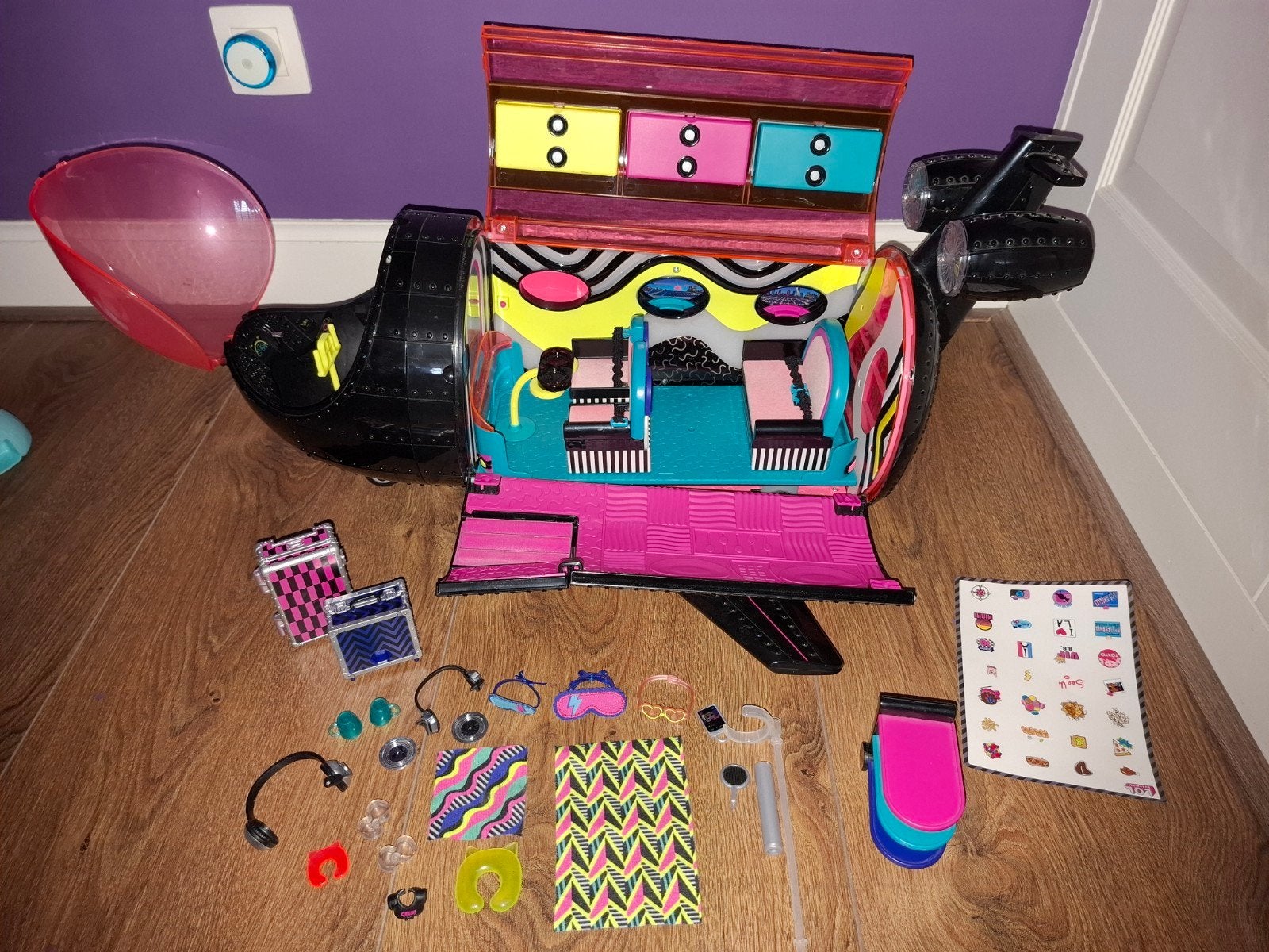 L.O.L. Surprise! O.M.G. Vliegtuig Speelset met Accessoires, Ophalen, Zo goed als nieuw, Meisje