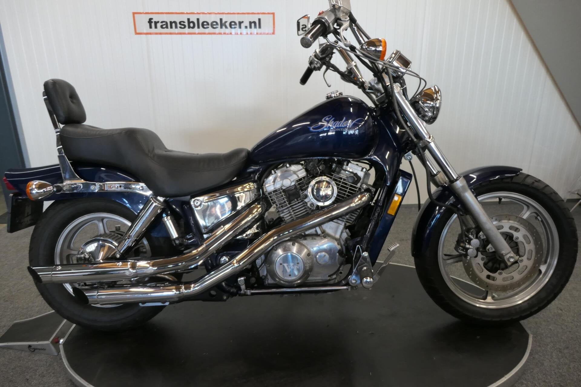 Honda VT 1100C Shadow, Motoren, Motoren | Honda, Daouia.khoualed@honda-eu.com, 1099 cc, Chopper, Bedrijf