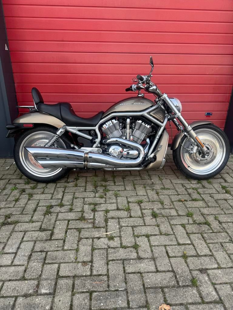 Harley-Davidson V-Rod 2005, Chopper, Gebruikt, Particulier