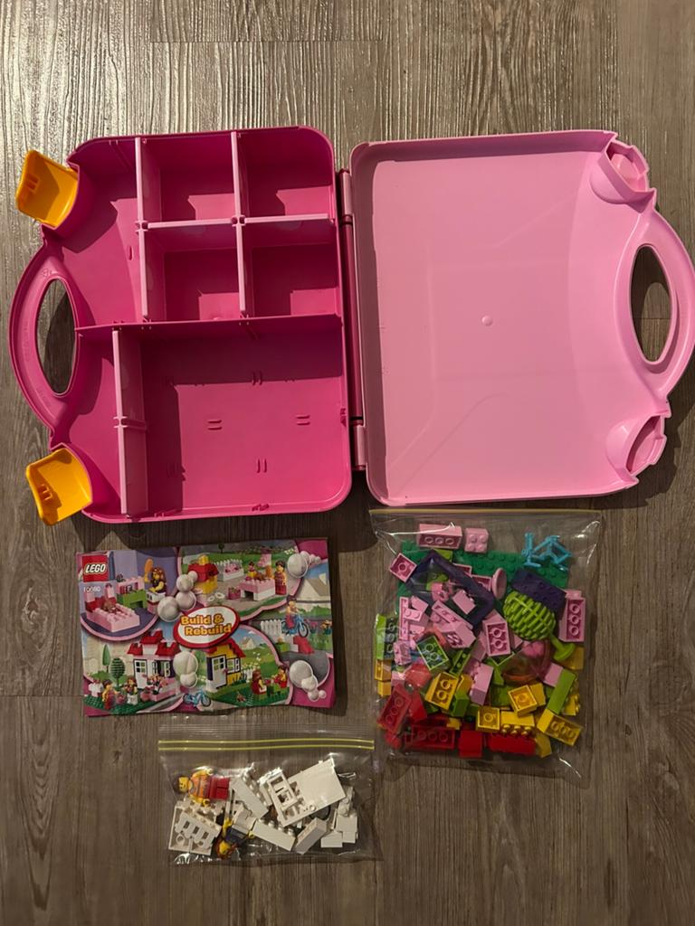 Lego Build & Rebuild 10660 Huizenkoffer, Overige thema's, Lego, Ophalen of Verzenden, Zo goed als nieuw