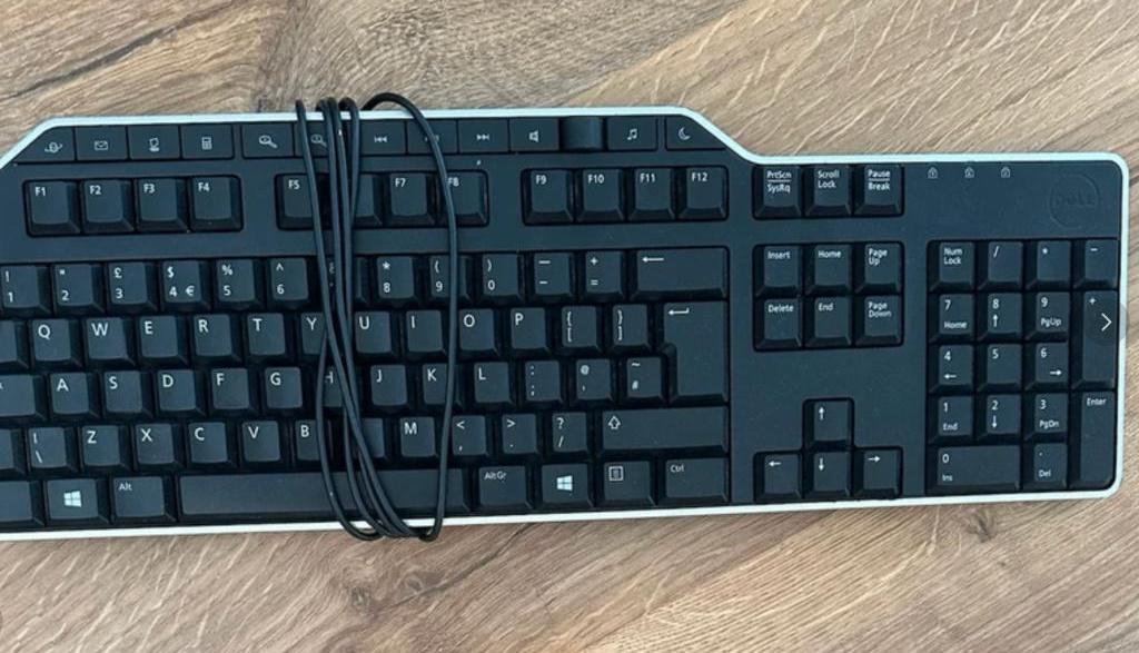 Keyboard - Dell KB216, Computers en Software, Toetsenborden, Ophalen, Multimediatoetsen, Xx, Xx