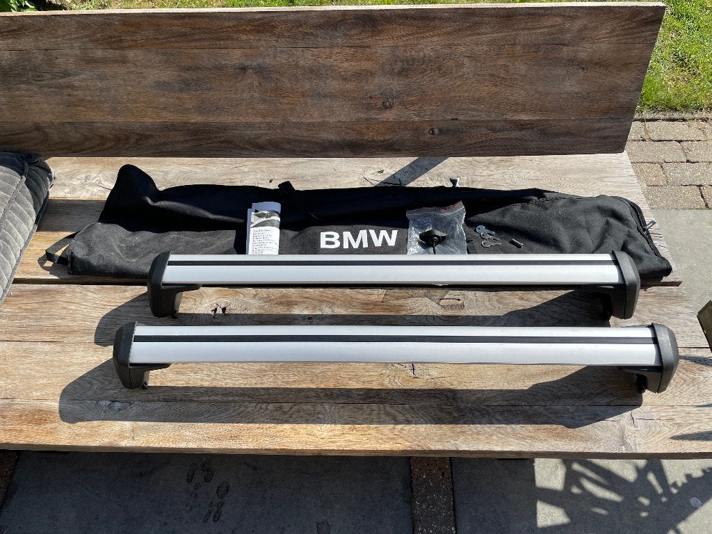 BMW Dakdragers 1-Serie F40+F70 (2019-2026) - Nieuwstaat!, Ophalen, Zo goed als nieuw