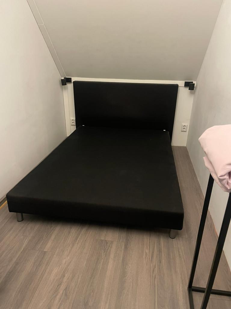 Boxpring onderstel 140 x 200, Ophalen of Verzenden, Zo goed als nieuw, Tweepersoons, 140 cm