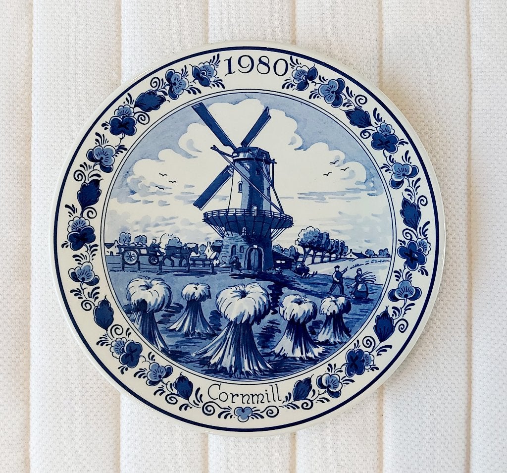 Te Koop: Historisch Bord Goedewaagen Delft Blauw Korenmolen, Antiek en Kunst, Antiek | Wandborden en Tegels, Ophalen of Verzenden