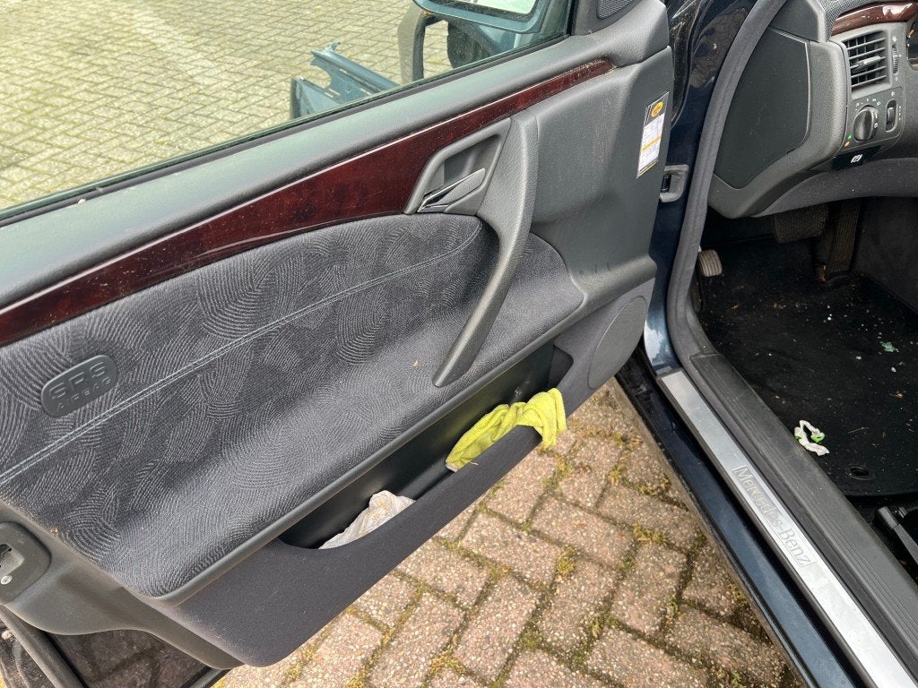 Mercedes-benz E-KLASSE 240 ELEGANCE, foto 2