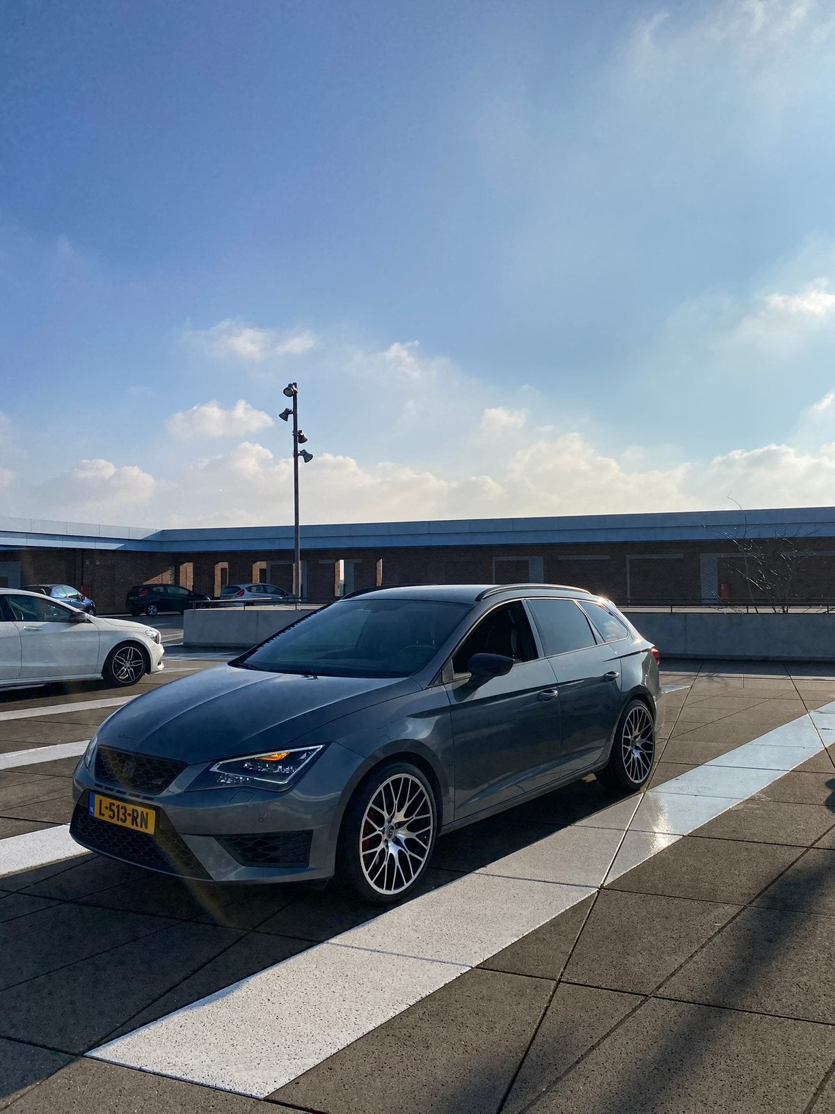 Seat Leon 2.0 TSI 365PK Dsg-6 2015 Grijs, 15 km/l, 4 cilinders, 1984 cc, Leon