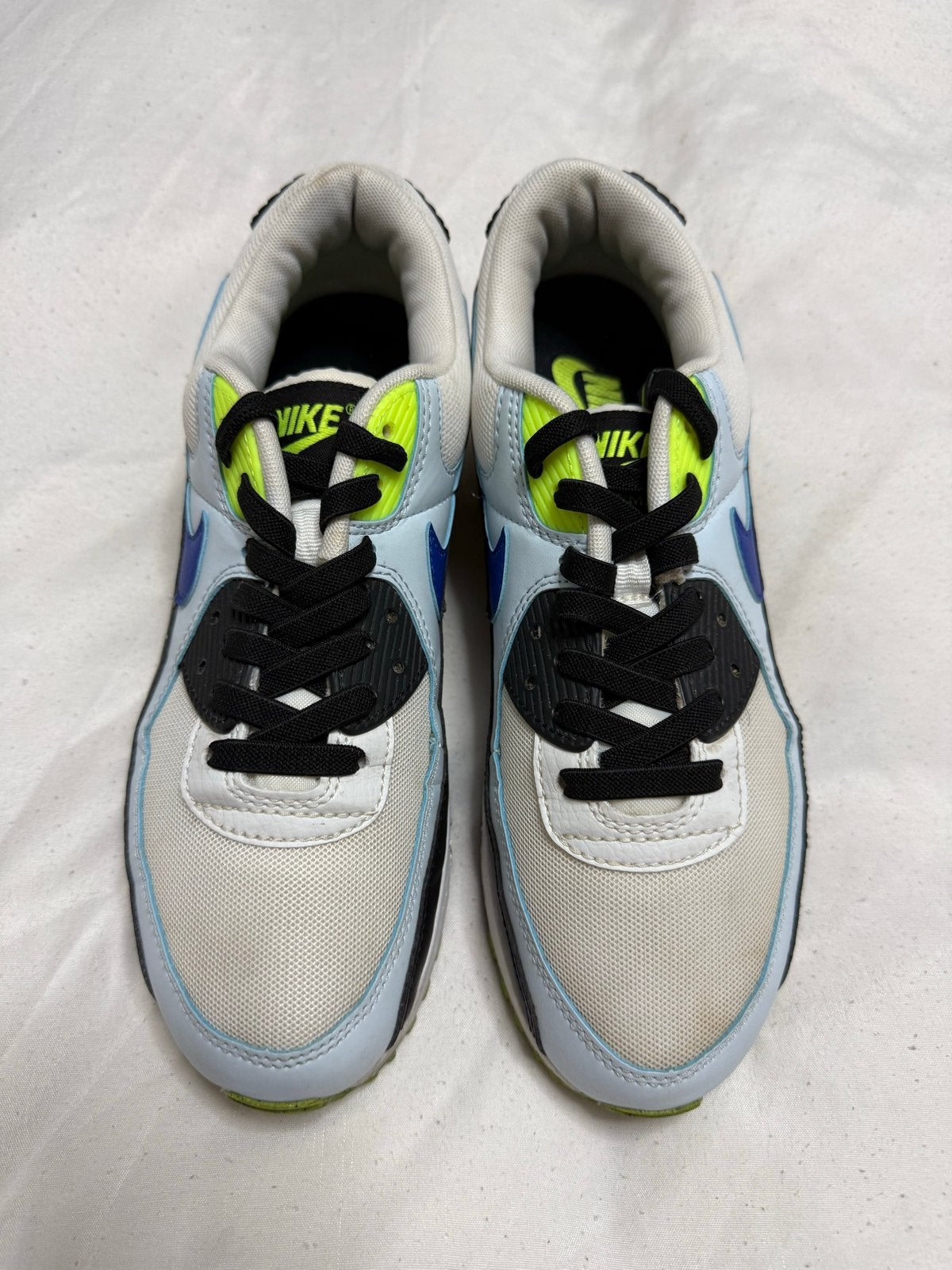 Nike Air Max - Zo goed als nieuw - Maat 41, Ophalen of Verzenden, Zo goed als nieuw, Sneakers of Gympen