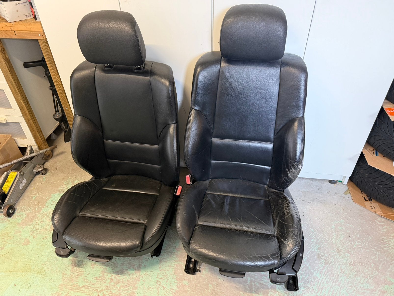 BMW E46 sportieve zwart lederen voorstoelen, links/rechts, Auto-onderdelen, Ophalen, Gebruikt, BMW