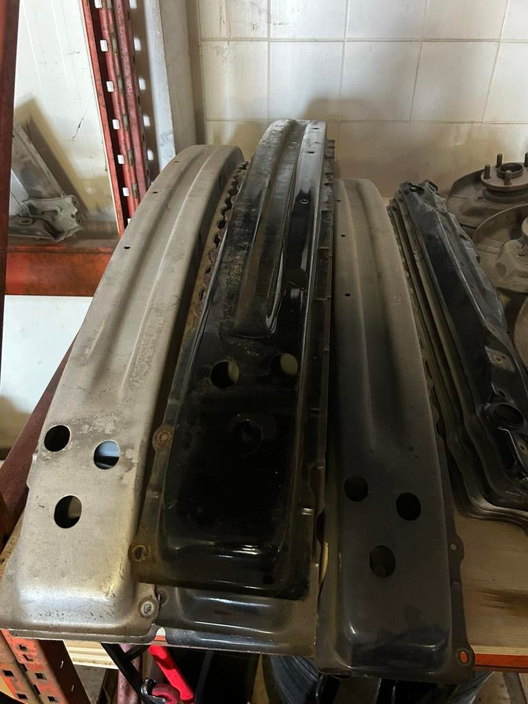 Toyota Celica T23 Bumperbalk voorkant, Gebruikt, Voor, Ophalen of Verzenden, Toyota