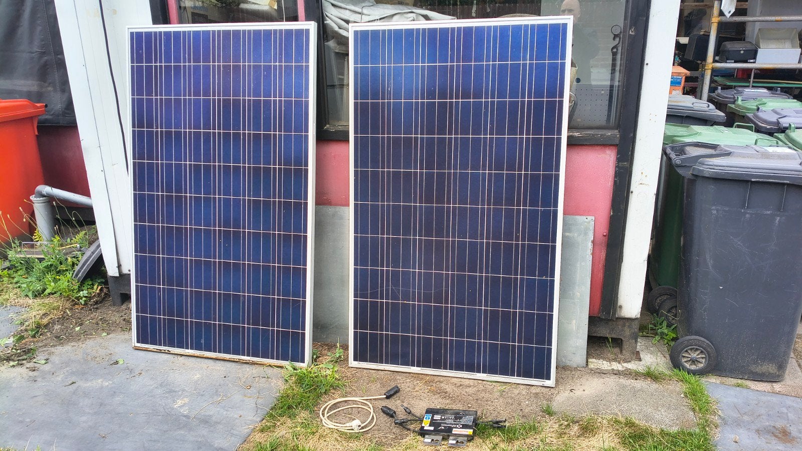 2 x Gintech zonnepaneel + omvormer, Ophalen, Gebruikt, Overige typen