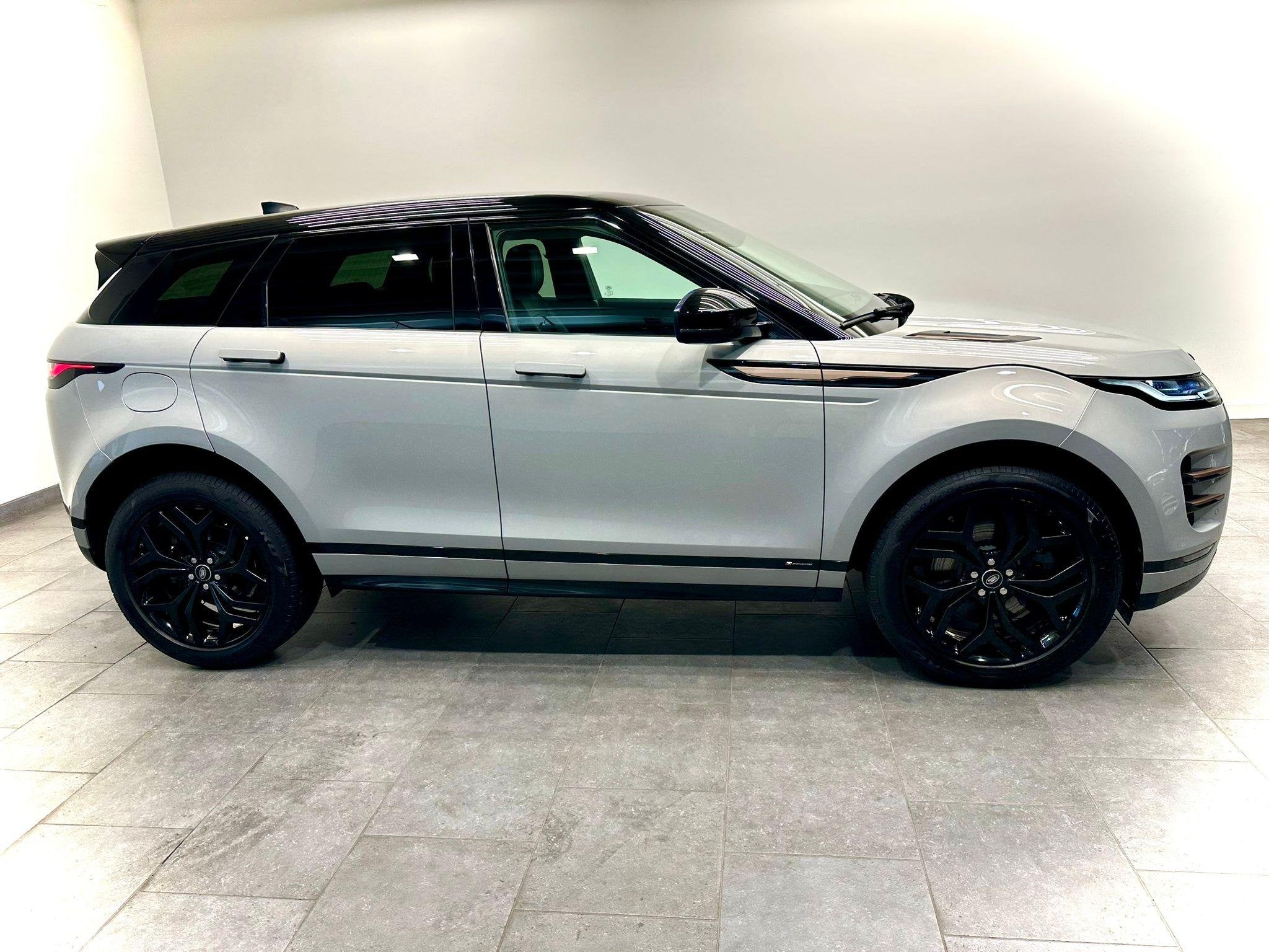 Land Rover Range Rover Evoque 2.0 P200 AWD R-Dynamic, Auto's, Gebruikt, 4 cilinders, Parkeersensor, Leder