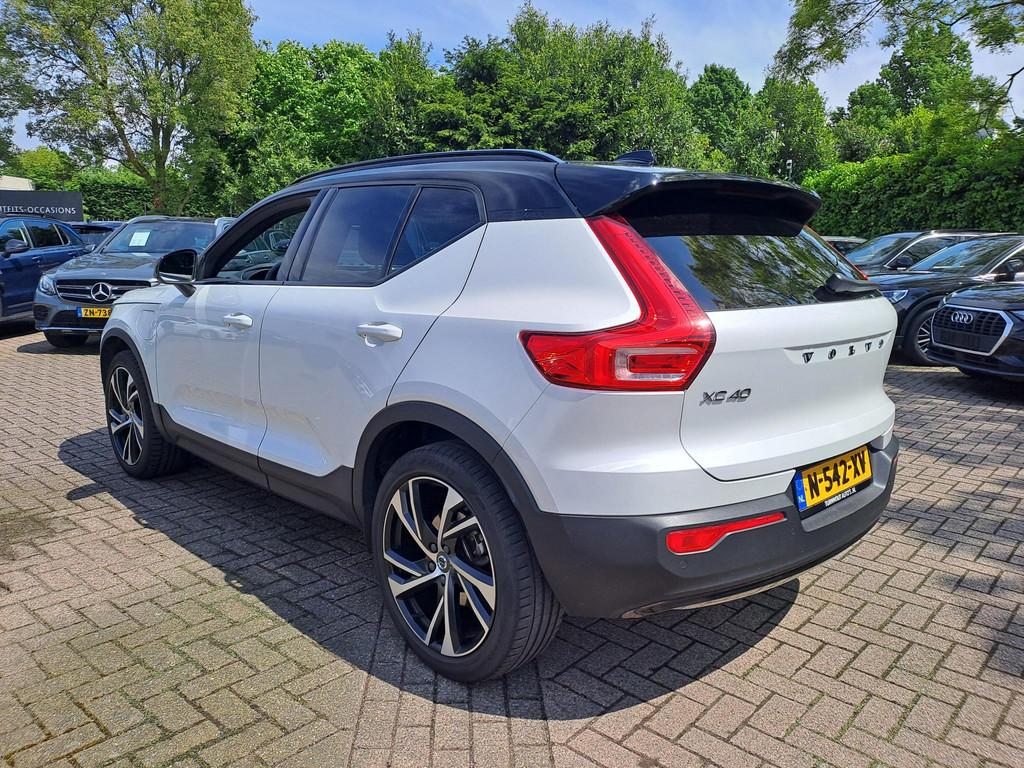 Volvo XC40 1.5 T5 Recharge R-Design | PANO-SCHUIFDAK | STOEL, 12 maanden, Automatische klimaatregeling, Euro 6, 1712 kg
