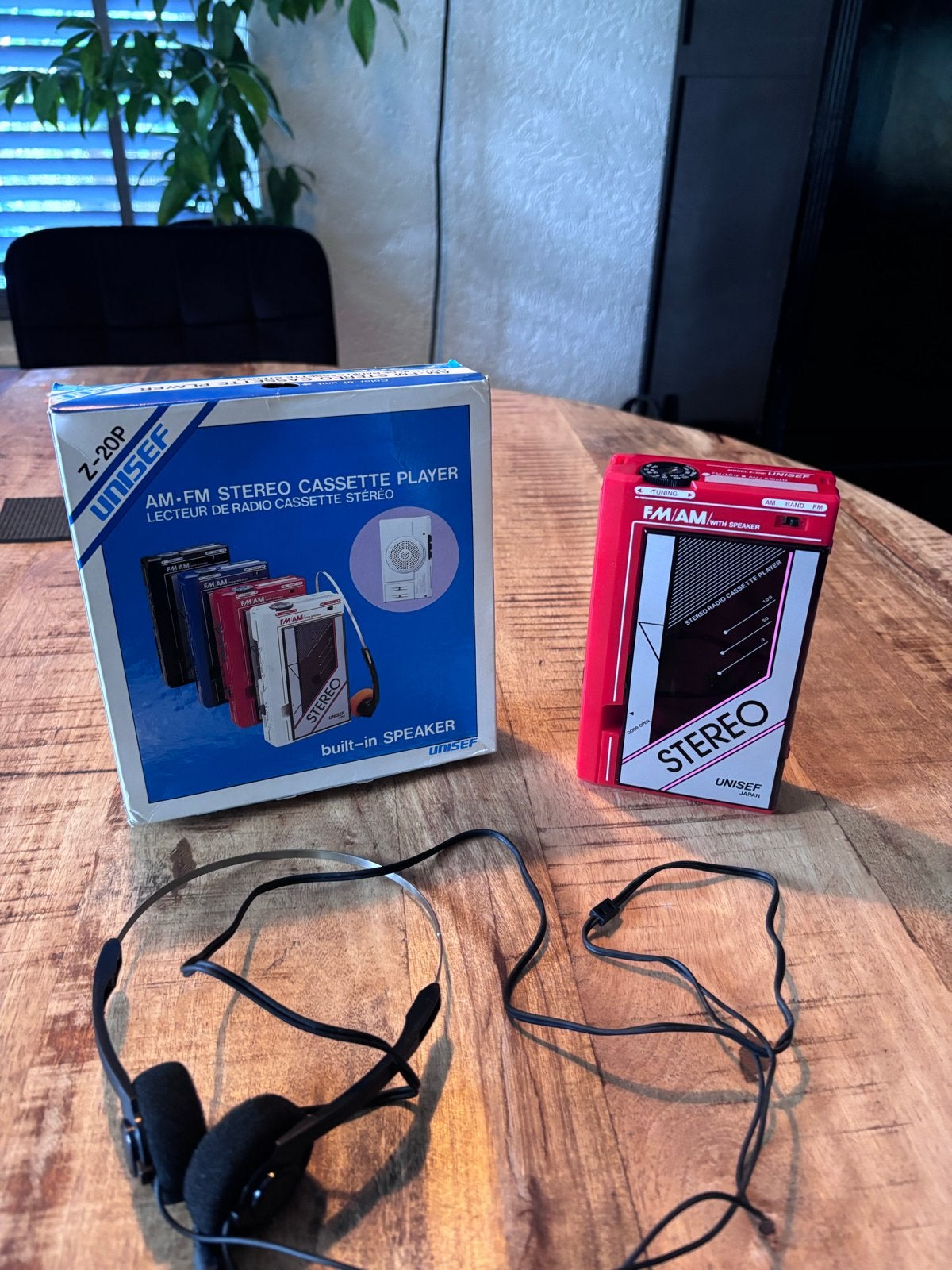UNISEF Z-20P AM-FM Stereo Cassette Player - Nieuw in doos, Audio, Tv en Foto, Ophalen of Verzenden, Walkman