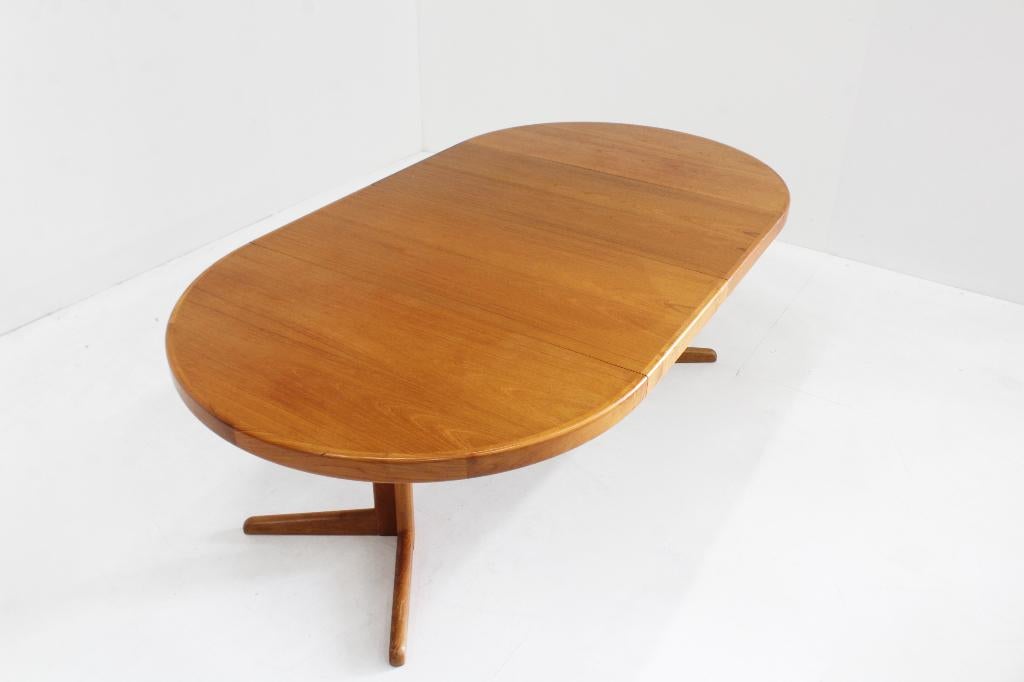 Vintage Deense ronde uitschuifbare eettafel teakhout 1960, Gebruikt, 100 tot 150 cm, Ophalen of Verzenden, Vijf personen of meer