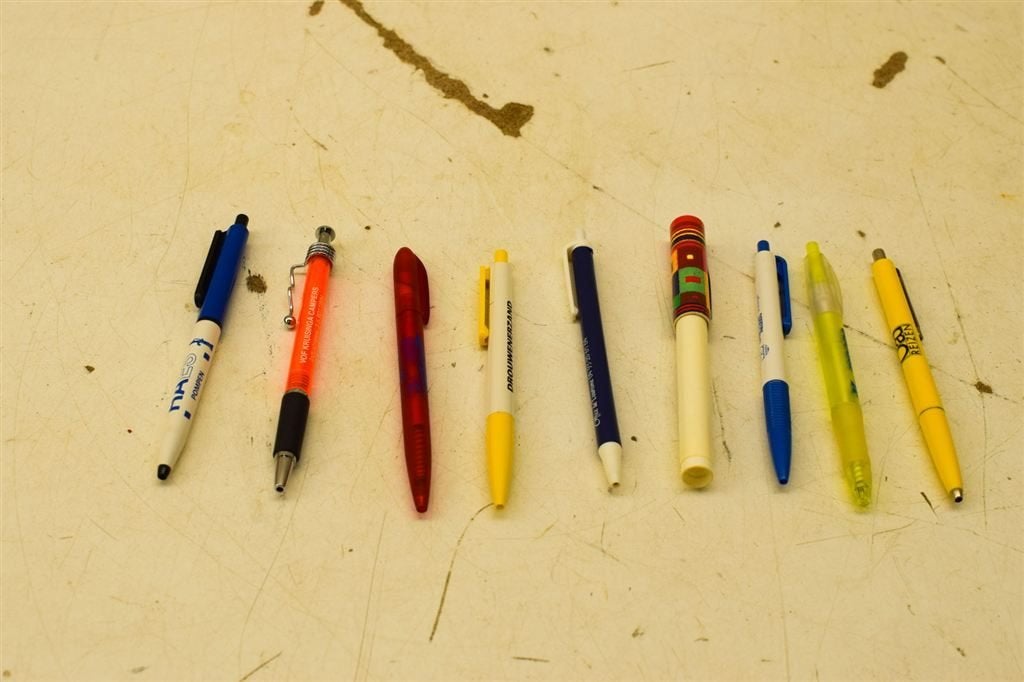Bananendoos met pennen 49476, Ophalen of Verzenden, Gebruikt, Vulpen, Overige merken