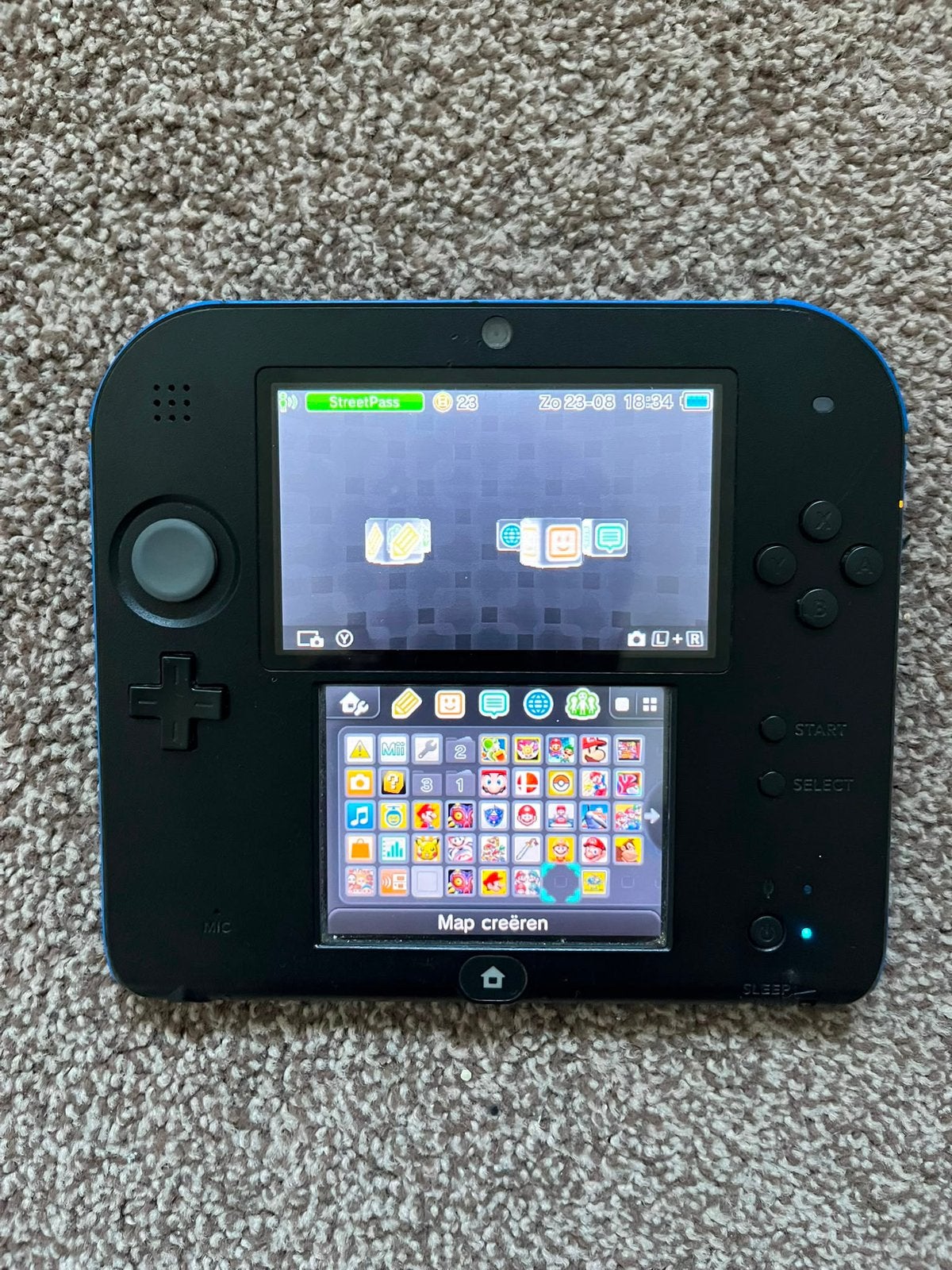 Nintendo 2DS inclusief games, Spelcomputers en Games, Ophalen of Verzenden, Zo goed als nieuw, Met games
