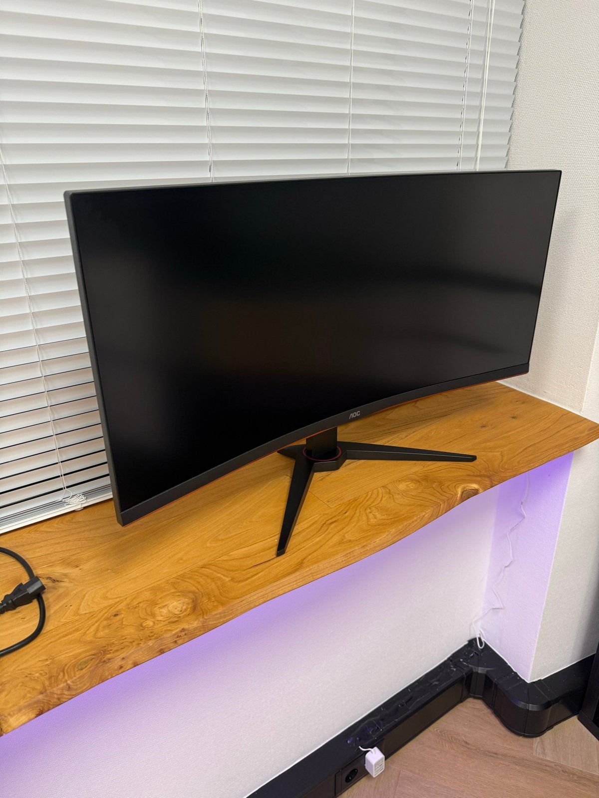 AOC Curved Gaming Monitor - Zo goed als nieuw, Computers en Software, HDMI, Curved, Zo goed als nieuw, 1 tot 2 ms