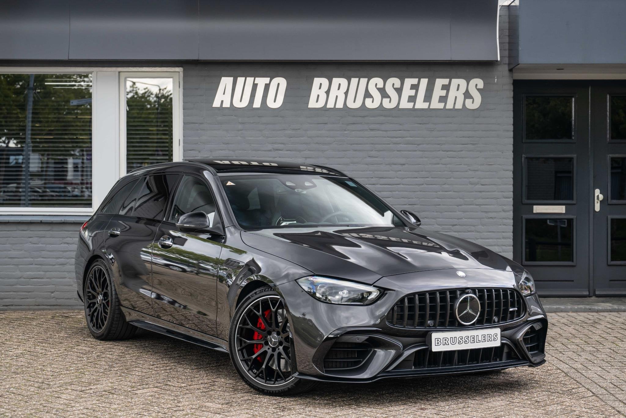 Mercedes-Benz C-klasse Estate AMG 63 S E Performance Night E, Auto's, Automaat, Dealer onderhouden, Gebruikt, 4 cilinders