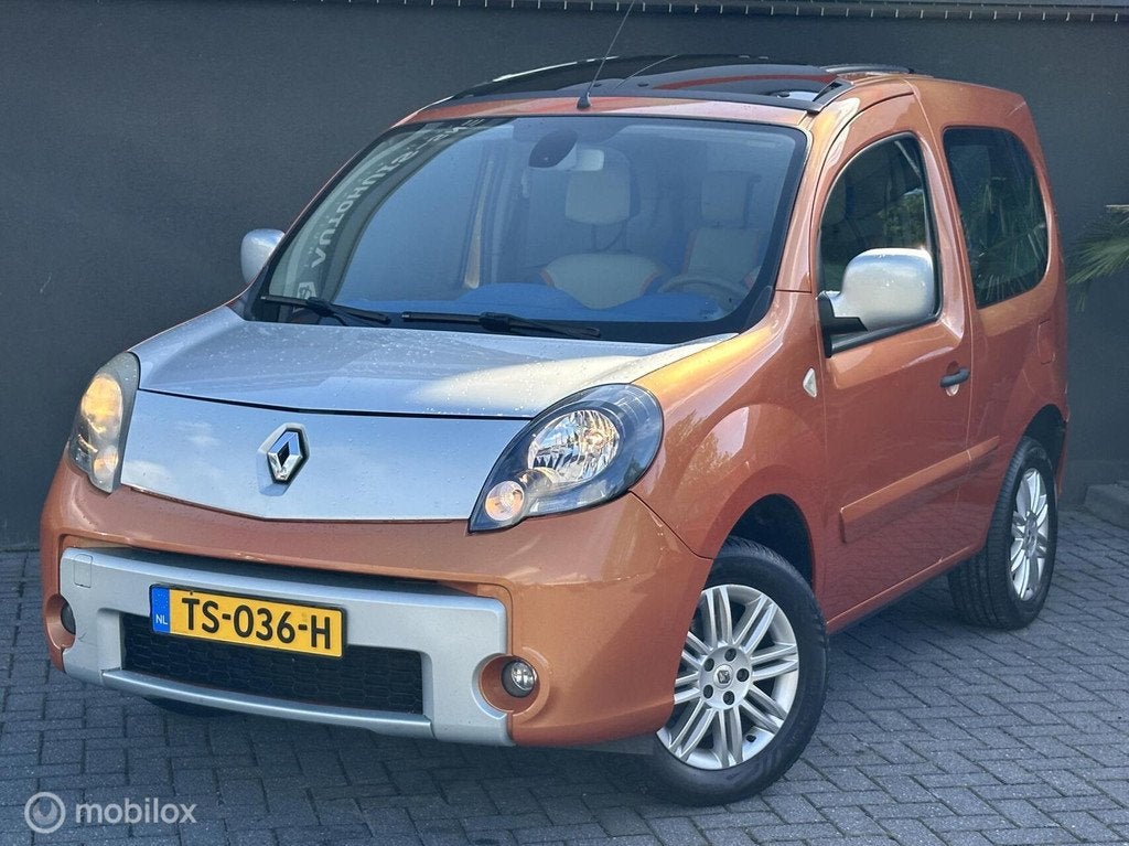 Renault Kangoo Be Bop 1.6 Chic | Uitklapdak | Airco|Trekhaak, Gebruikt, 4 stoelen, 717 kg, Handgeschakeld