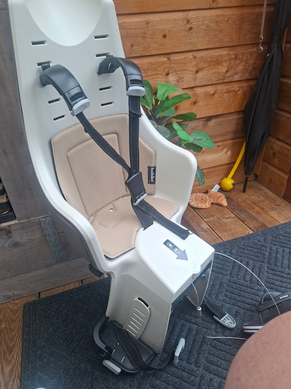 Bobike fietsstoel achterop, Ophalen
