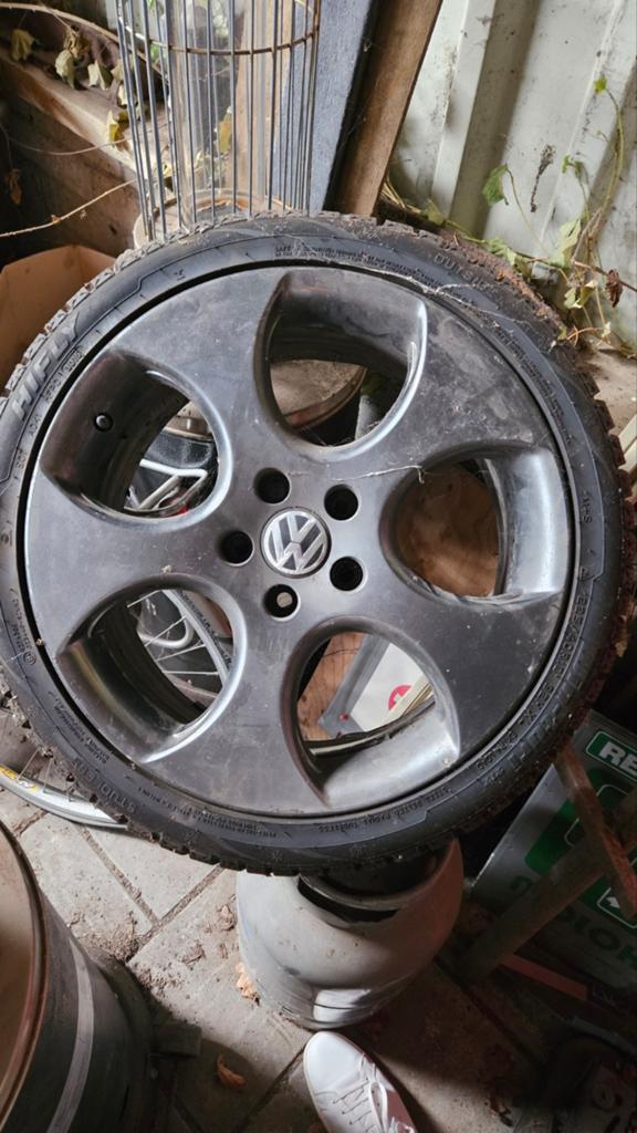 VW gti 18 inch velgen Detroit, 18 inch, Velg(en), 225 mm, Winterbanden