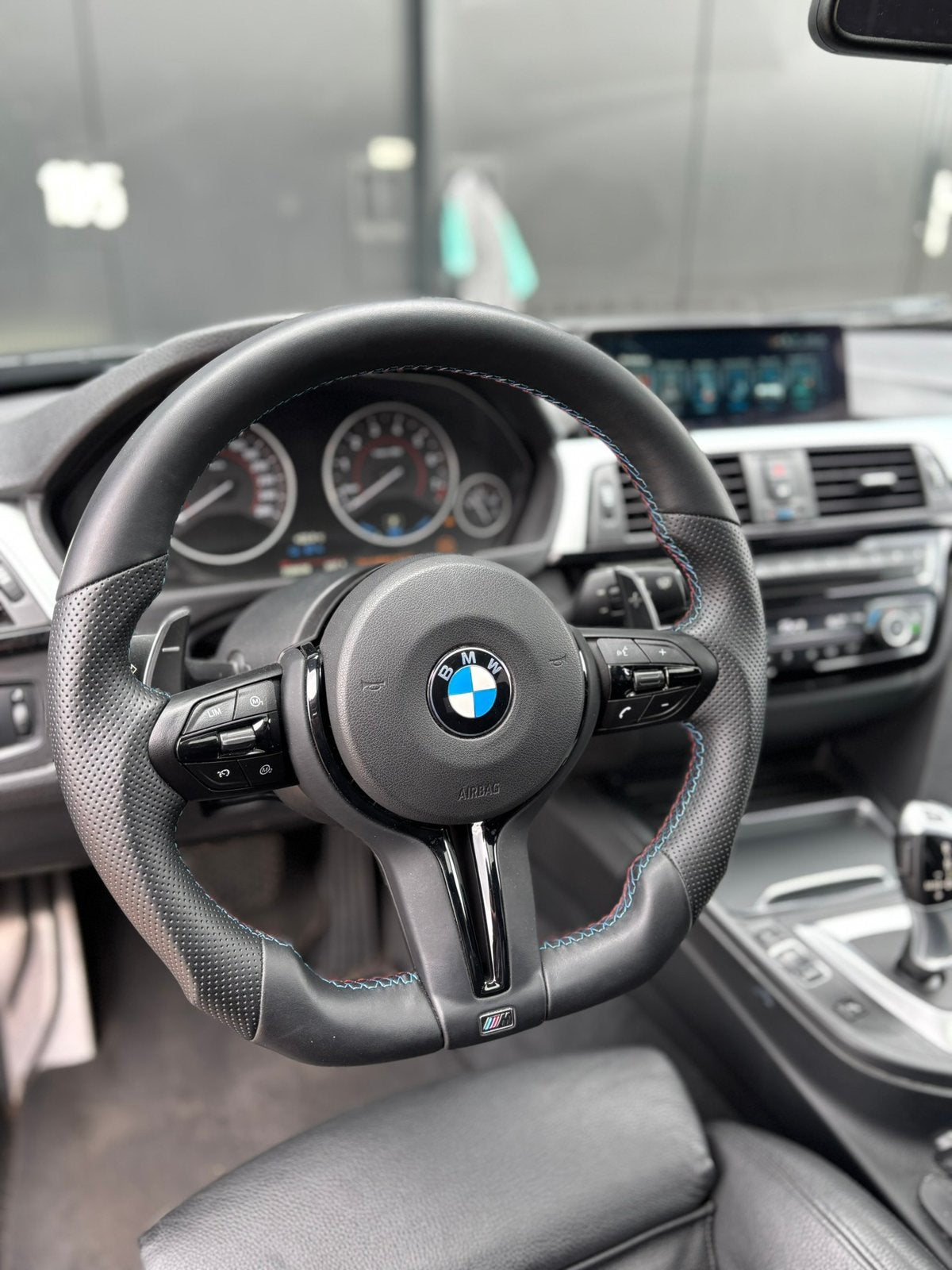 BMW M-SPORT [ STUURWIELEN NIEUW OP VOORAAD ], Ophalen of Verzenden, Nieuw