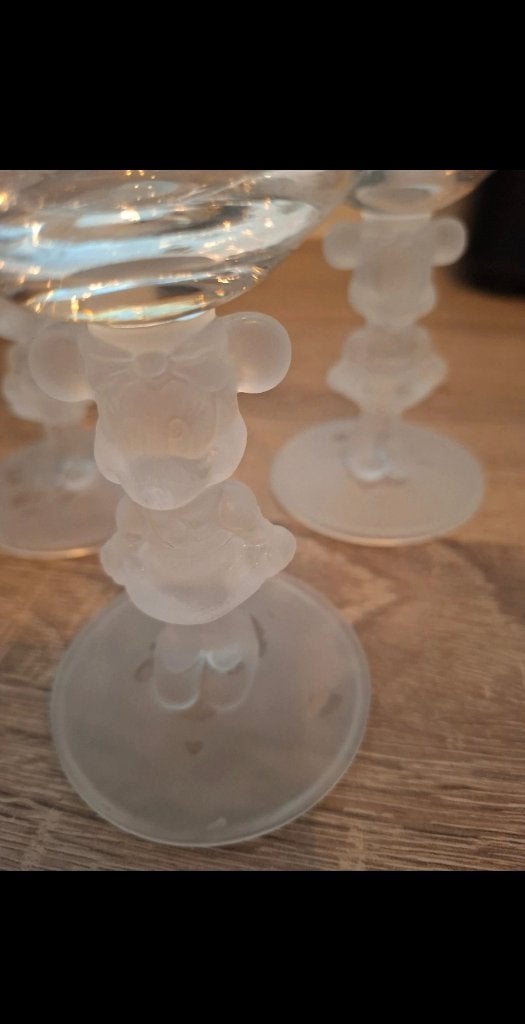 Disney wijnglazen, Ophalen, Mickey Mouse, Zo goed als nieuw, Servies