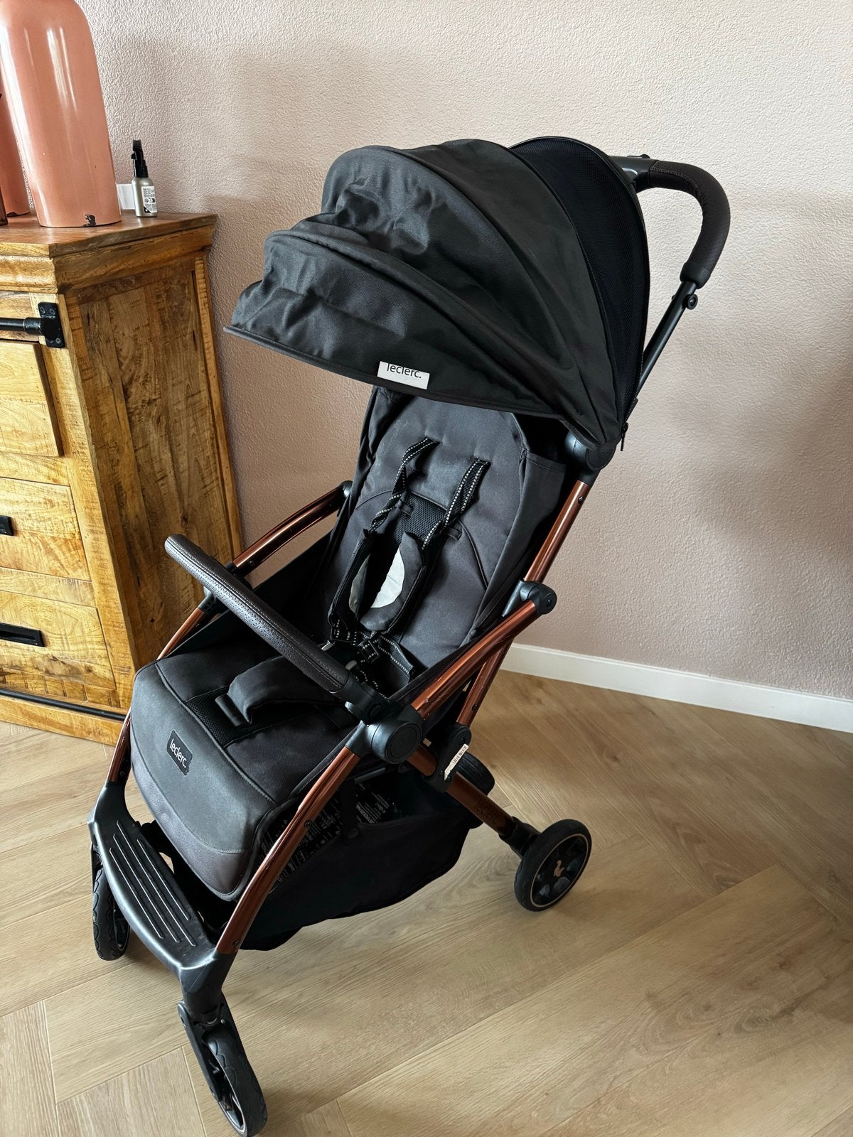 Leclerc Buggy: Compact, Lichtgewicht en Vliegtuigproof, Ophalen, Zo goed als nieuw, Overige merken, Verstelbare rugleuning