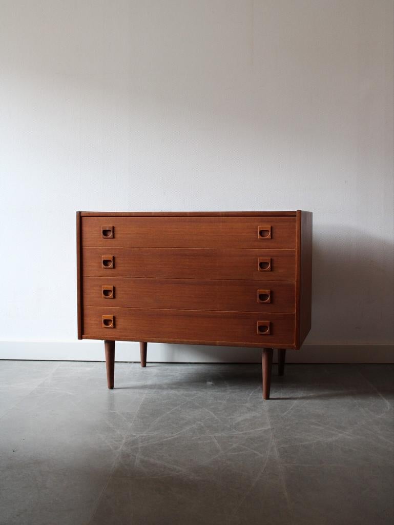 Vintage Deense diepe ladekast in teak, Ophalen, 50 tot 100 cm, Zo goed als nieuw, 3 of 4 laden