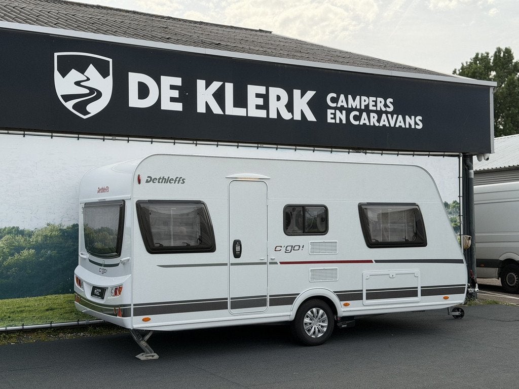 Dethleffs C-GO 475 EL (bj 2023), Caravans en Kamperen, Bedrijf, Tot en met 3, Info@deklerkcaravans.nl, 1000 - 1250 kg